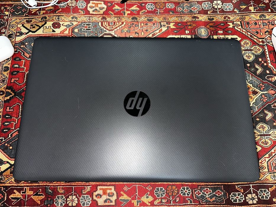 Noutbuk HP xolati yaxshi