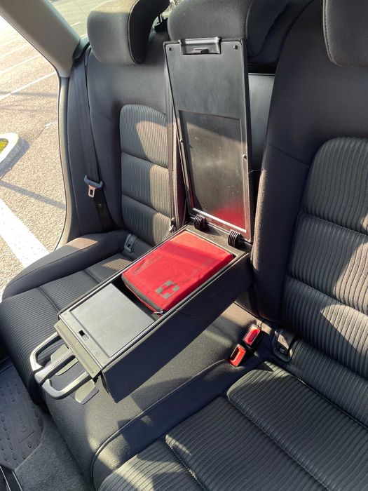 Audi A4 Facelift B8.5 Avant, manual 6.1, 2.0 Diesel 150 cp