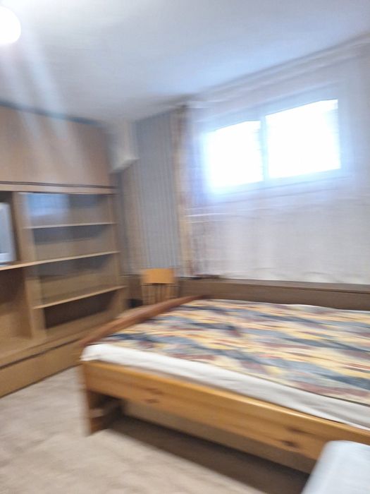 Приземно помещение под наем в гр. Плевен, широк център