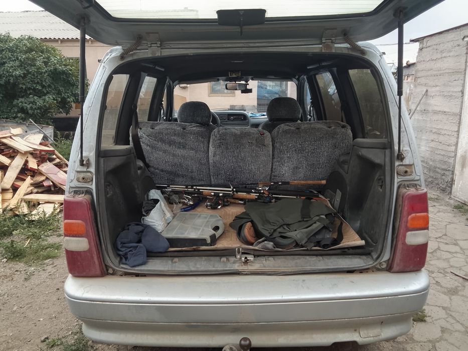 Продам Нива 2120