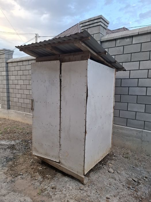 Срочно продам уличный туалет
