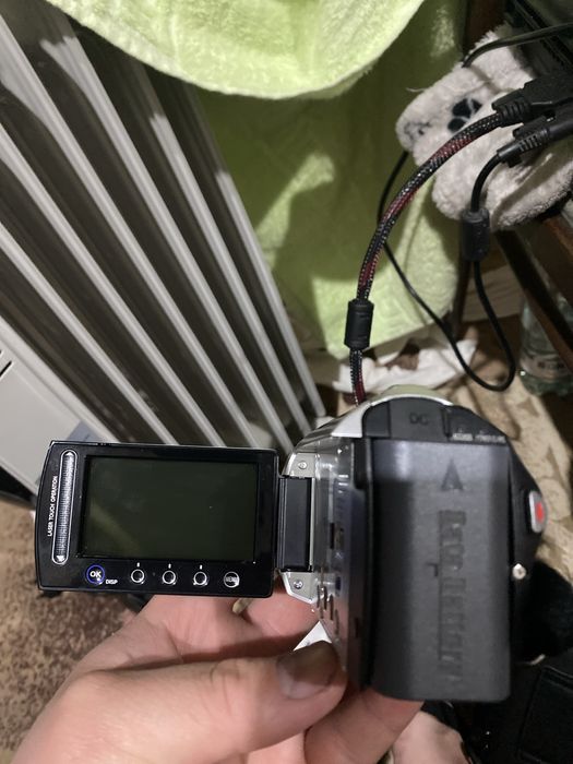 Продам камеру jvc недорого