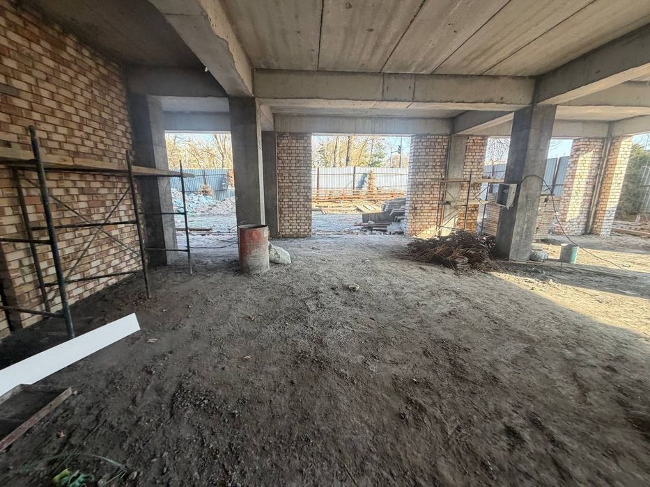 Срочно продаётся 900 квм нежилой, Юнусабад, конечка 72 автобуса