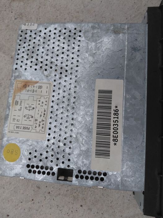 Vand radio audi a4 2003 cu cd