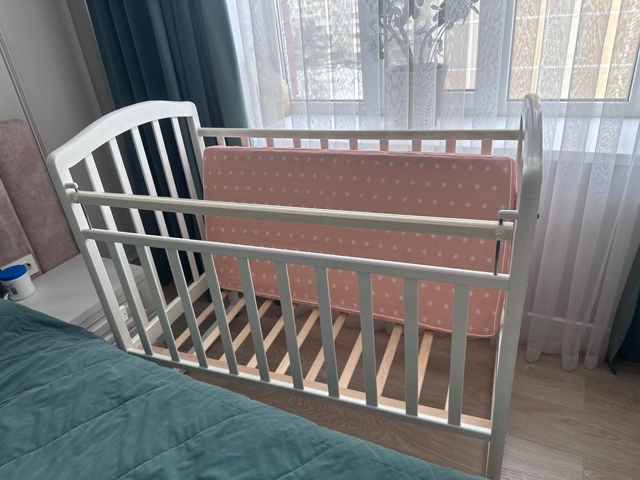 Кроватка детская