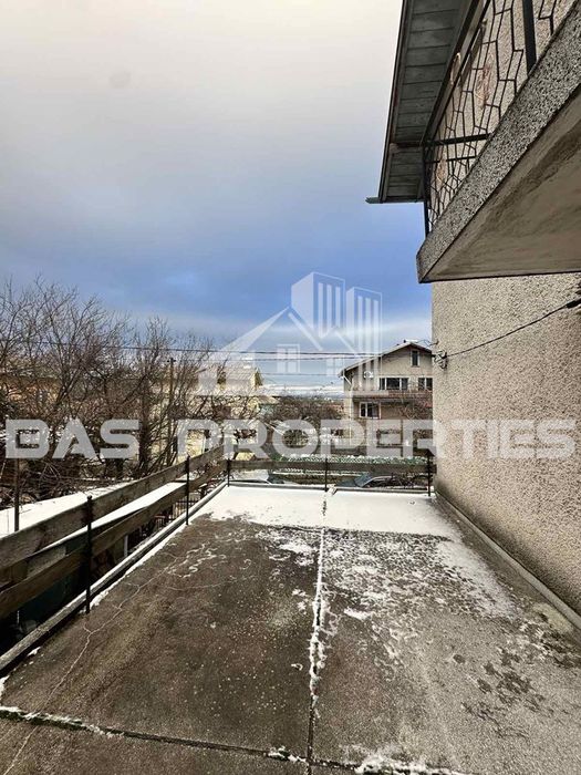 Продава се Къща в с. Бистрица, Област София-град - 232 кв.м за 790 €/кв.м - Снимка #12