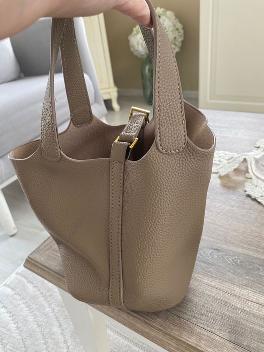 Малка чанта модел h*e*r*m*es