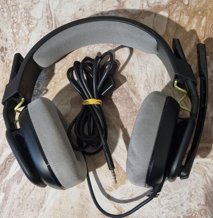 Căști gaming ASTRO A10 – cu microfon – jack 3,5 mm