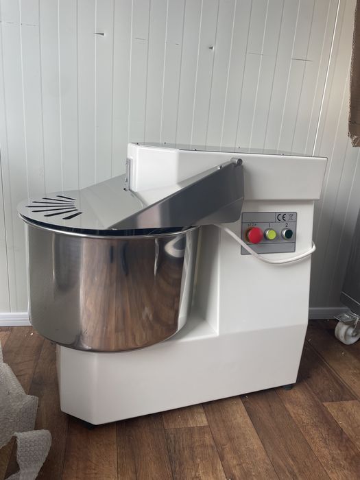 Linie covrigarie Zanolli 500/h-cuptor covrigi/malaxor/oparitor NOU