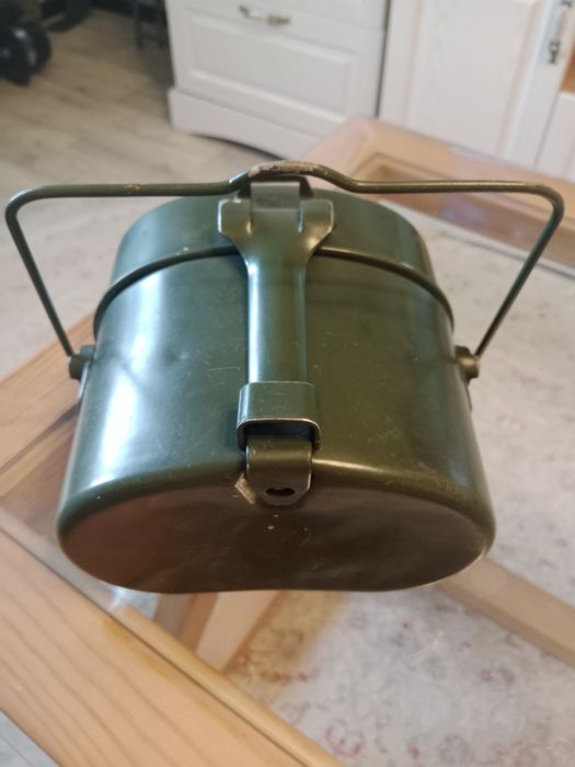 Армейский котелок.