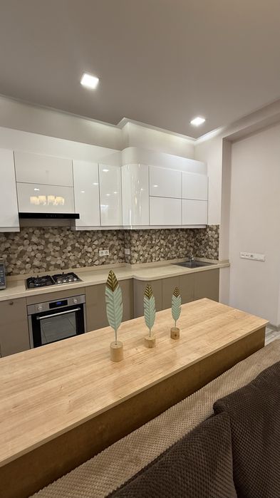 Сдается квартира в центре города, новостройка!!!