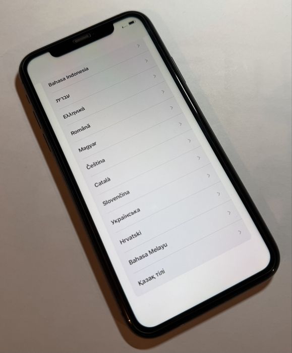 Оригинален IPhone 11 128GB с кутия 76% капацитет на батерията