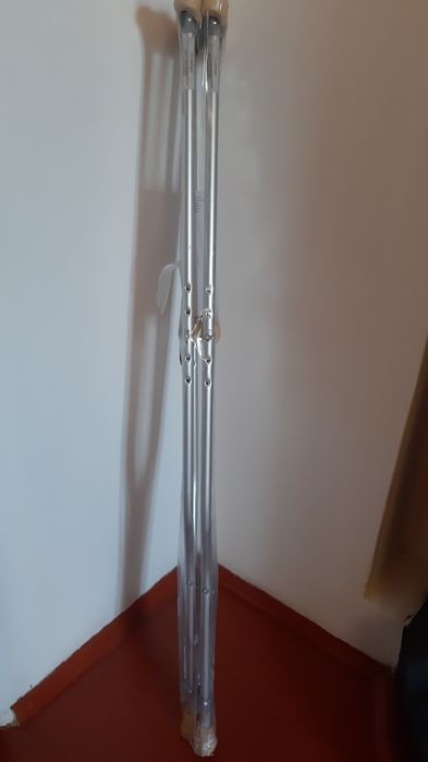 Костыли .Балдақ сатылады.