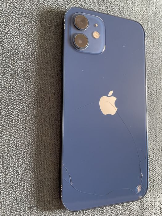 Пподам iPhone 12. 128