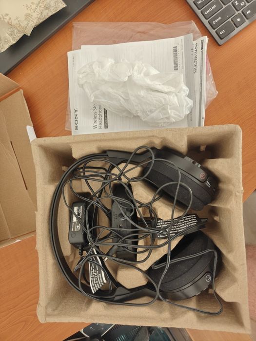 Безжични слушалки Sony MDR-RF865RK RF, черни