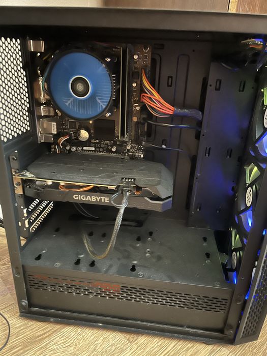 Продам пк срочно !