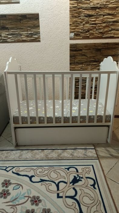 Продам  детский манеж