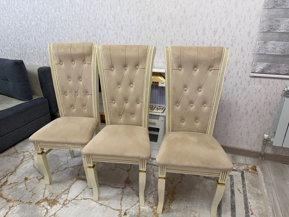 стулья 12шт общих