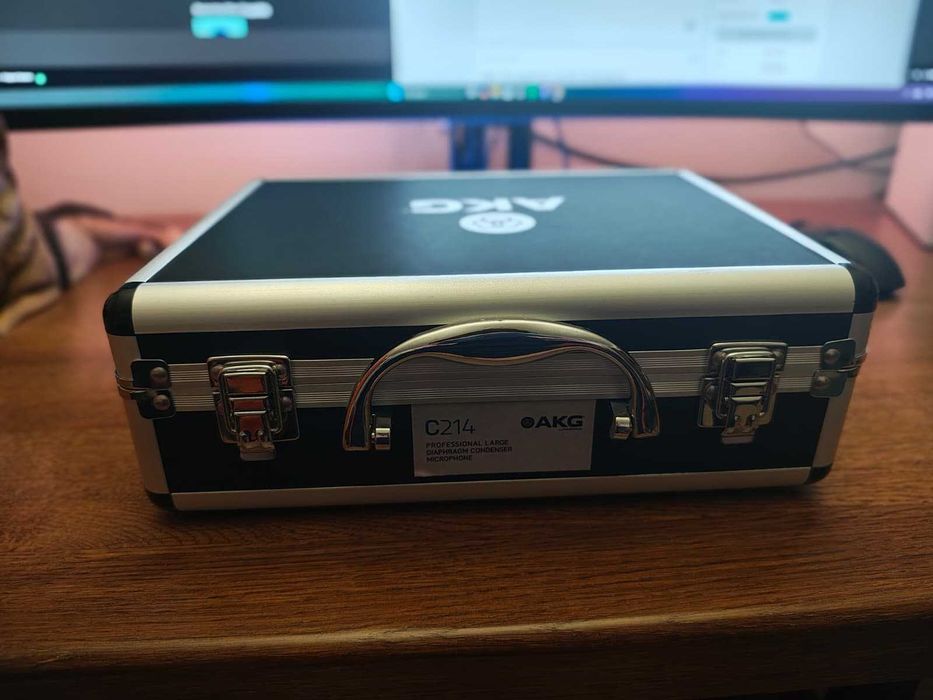 Microfon Studio AKG C214
