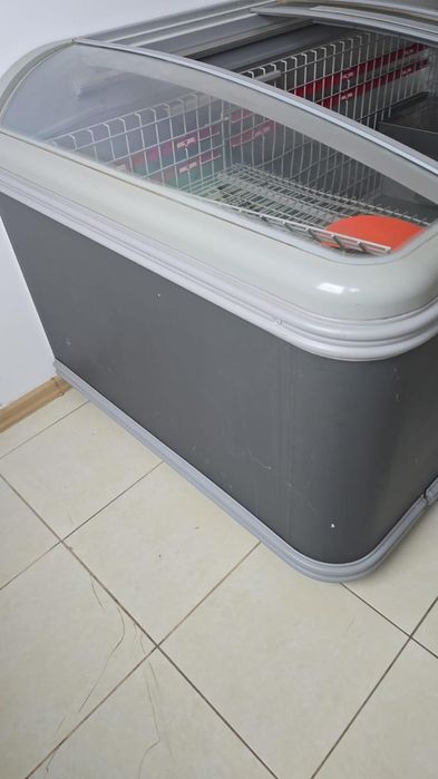 Vând ladă frigorifică