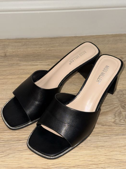 Туфли-мюли с квадратным носом