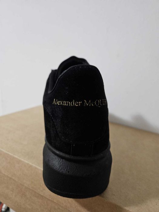 Adidasi din catifea negri McQueen dama si barbati