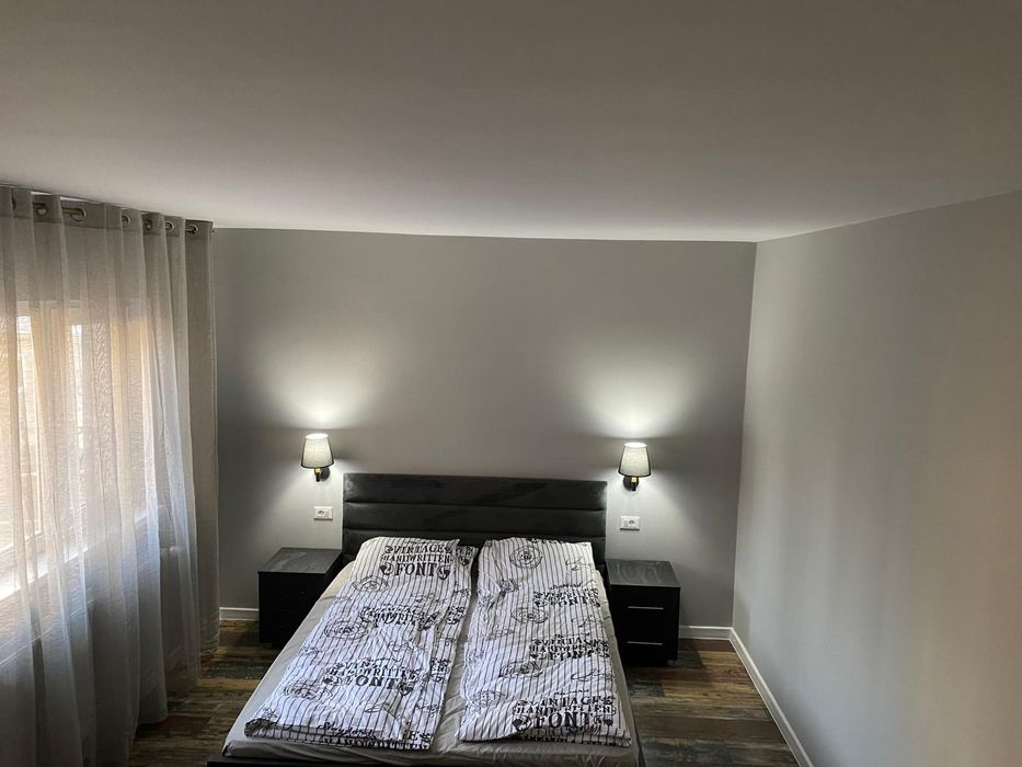 Apartament 2 camere Straja Lupeni în spatele Profi