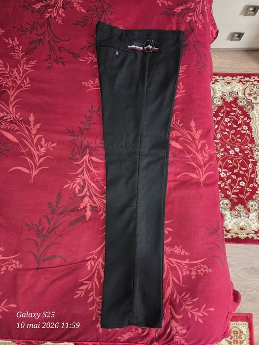 Pantaloni din stofă/tergal