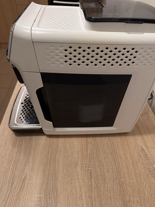 Expresor Philips latte Go