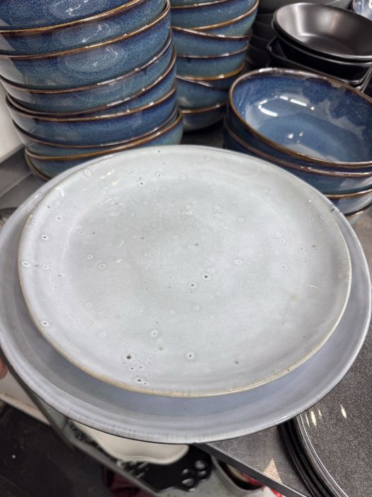 Тарелки. Супницы. Мантоварка