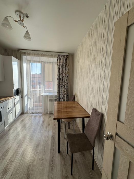 Продам квартиру р-н Береке