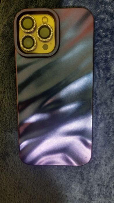 Продаю Айфон 13 про макс