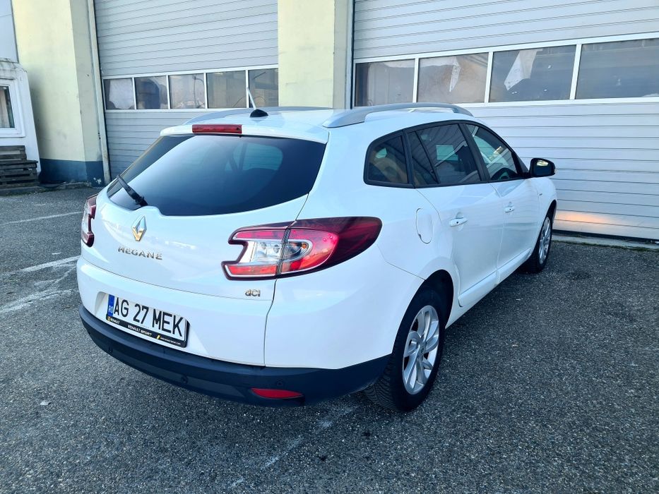 Proprietar-Renault Megane Limited-an 2016-1.5 Dci110-euro 6-navigatie