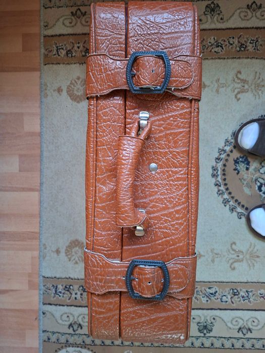 Чемодан Советский. Цвет рыжий.