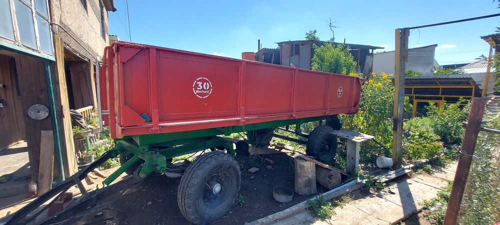 Продам новый 4 тонны прицеп