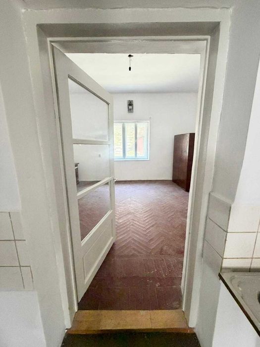 Schimb/vand apartament cu 2 camere Aninoasa