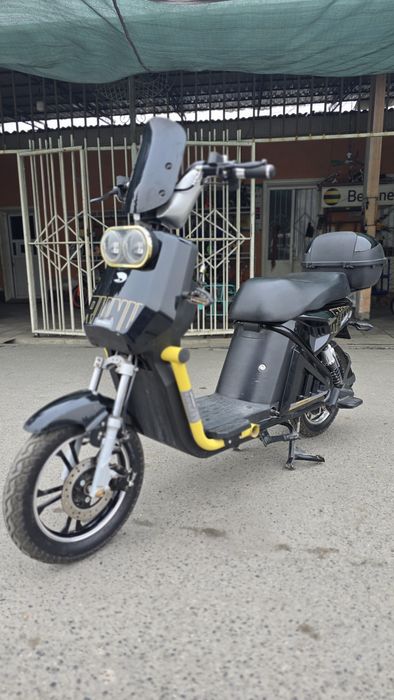 Brend nomi DRONGO TM skuter