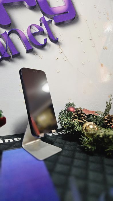 iPhone 12 64GB Baterie Originala:75%.Preṭ fix!