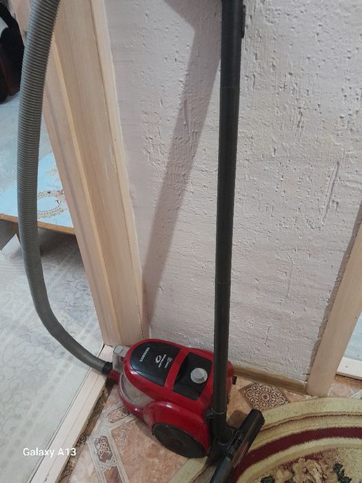 Продам пылъесос б/ у