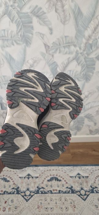 Кроссовки Li-ning. б/у.