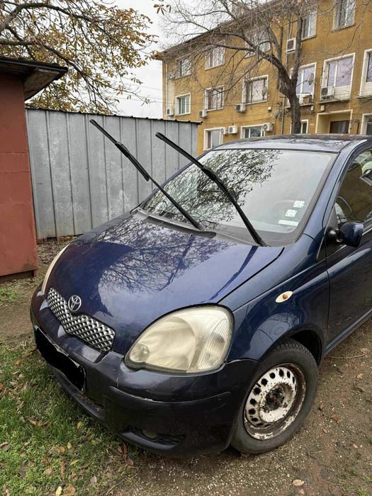 Toyota Yaris 1.0 бензин НА ЧАСТИ