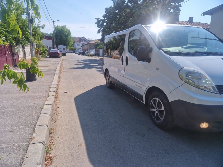 RENAULT Trafic 2012 — imagine 5