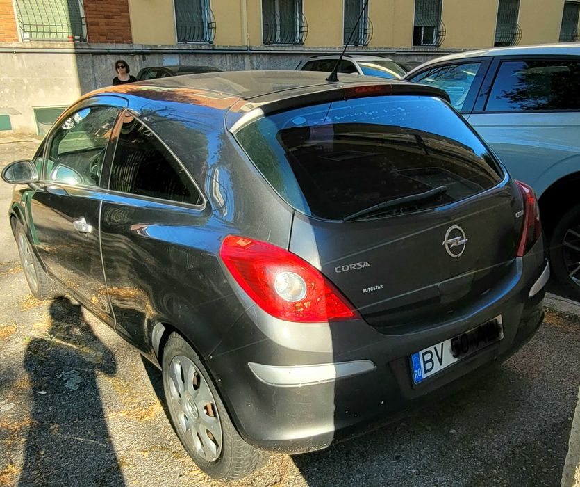 Masina Opel Corsa D