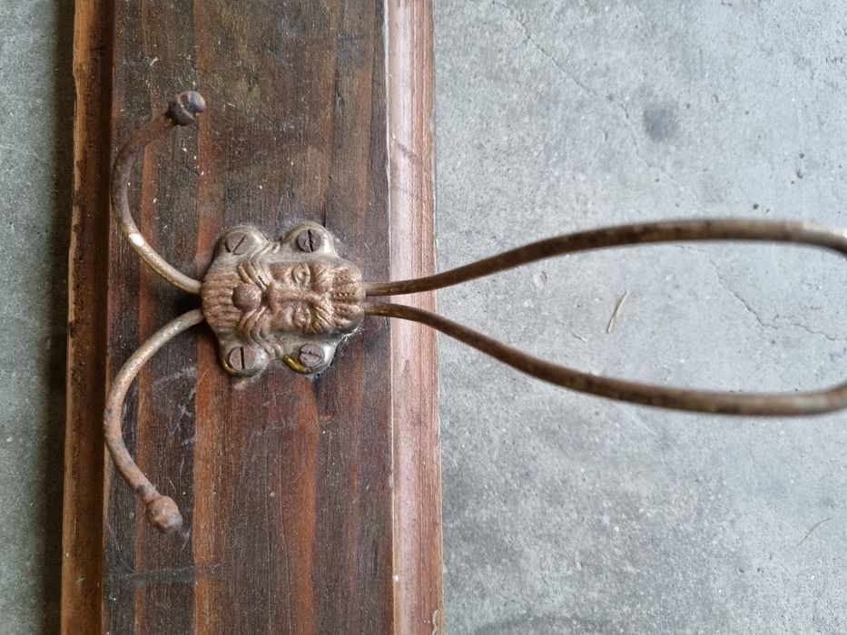 Старинна закачалка