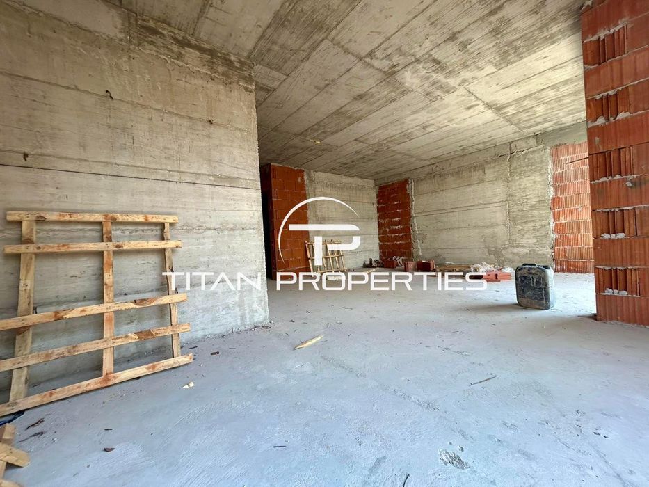 Продава се Тристаен апартамент в Пловдив, Южен - 128 кв.м за 727 €/кв.м - Снимка #1