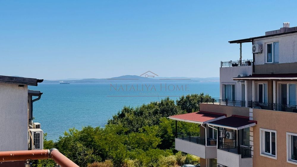 Продава се Четиристаен апартамент в Бургас, Сарафово - 155 кв.м за 1078 €/кв.м - Снимка #10