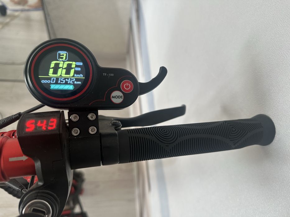 Продам электросамокат