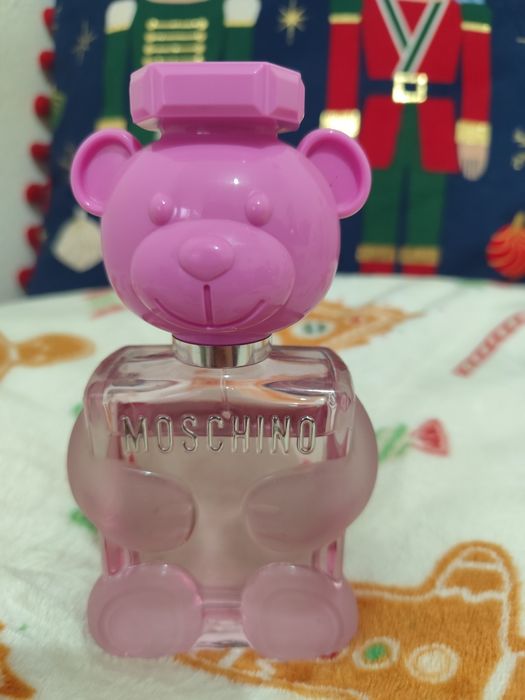 Moschino toy bubble gum