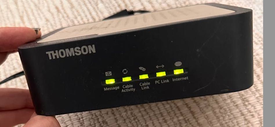 Продам модем Thomson