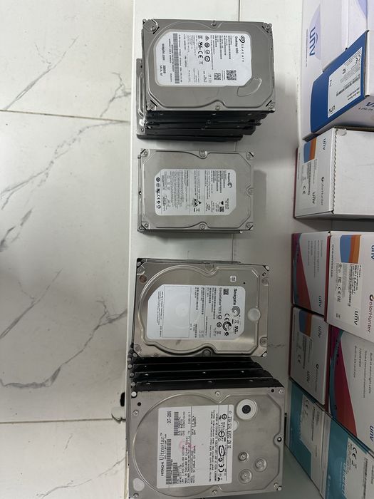 В продаже Комплектующие